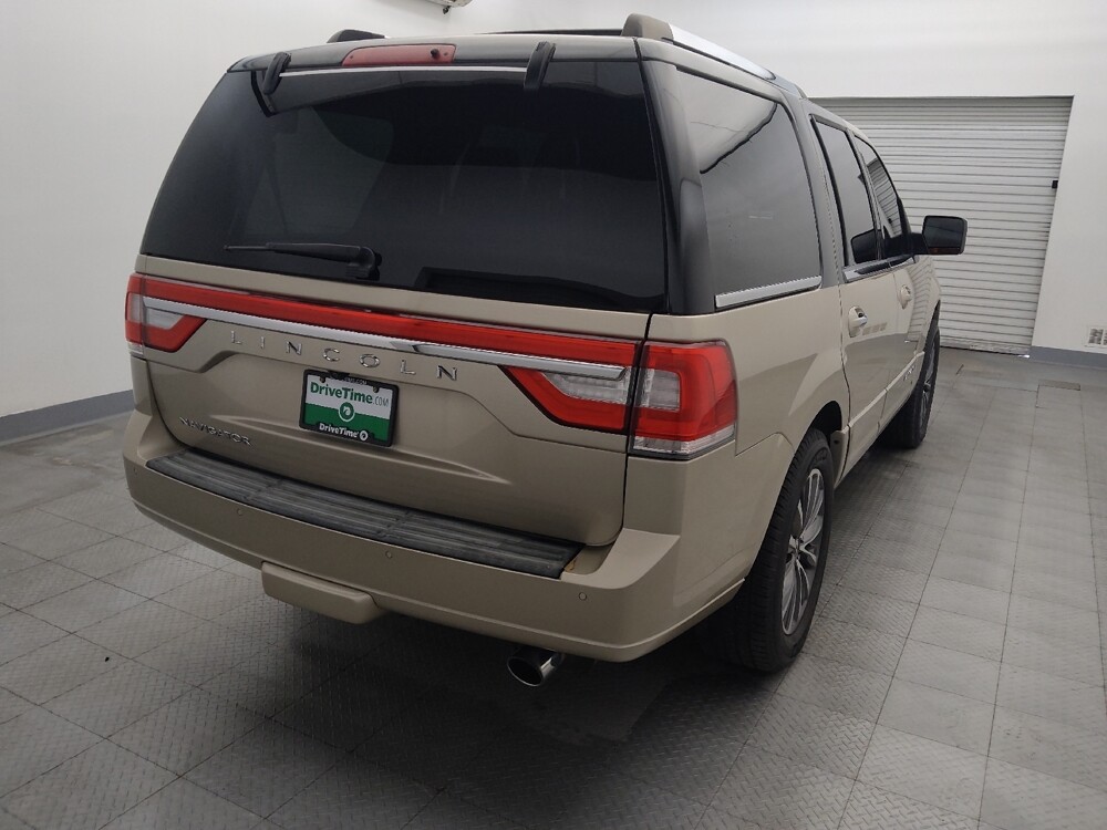 2017 Lincoln Navigator in Houston, TX 77060 - 18109202 7