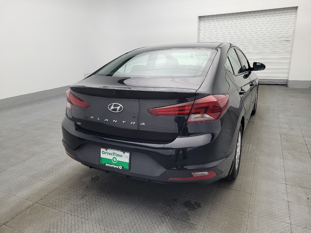2019 Hyundai Elantra in Salem, VA 24153 - 18109203 7