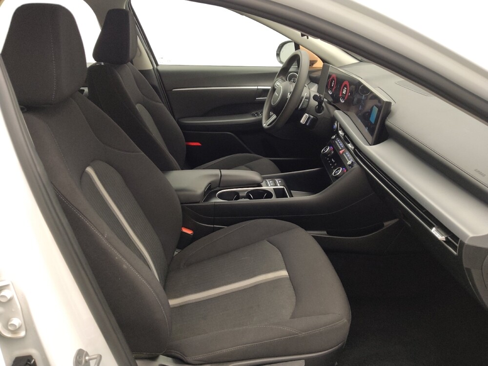 2024 Hyundai Sonata in Metairie, LA 70006 - 18109210 21