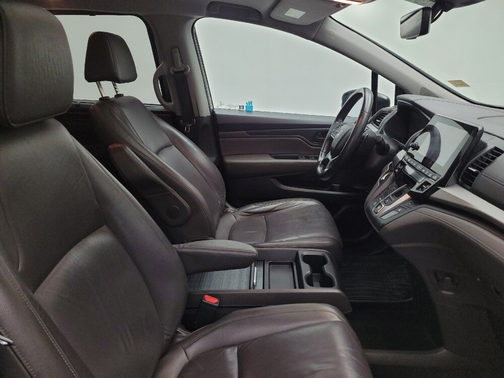 2018 Honda Odyssey in Louisville, KY 40258 - 18109213 21