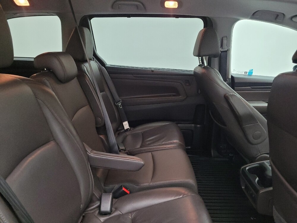 2018 Honda Odyssey in Louisville, KY 40258 - 18109213 19