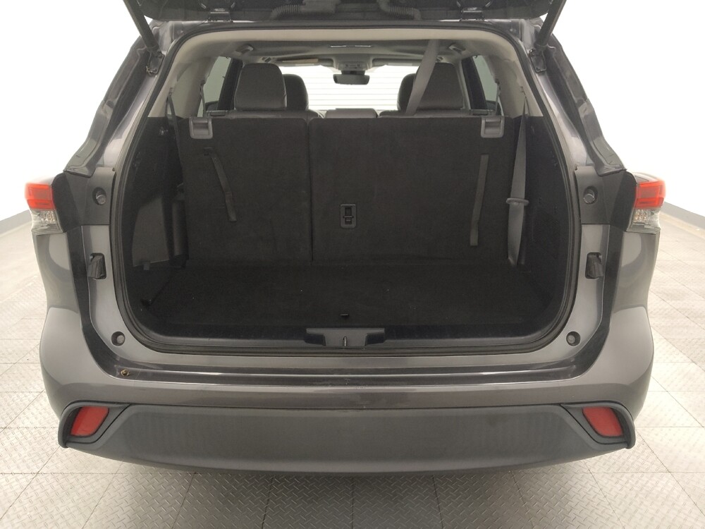 2021 Toyota Highlander in Metairie, LA 70006 - 18109219 29