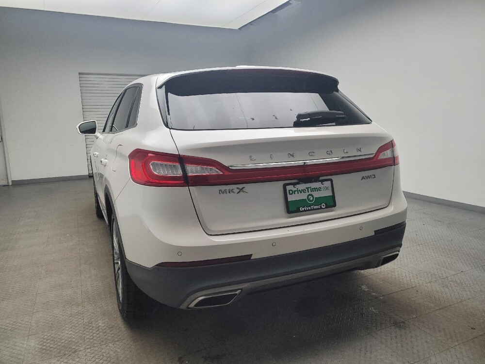 2017 Lincoln MKX in Eastpointe, MI 48021 - 18109220 6