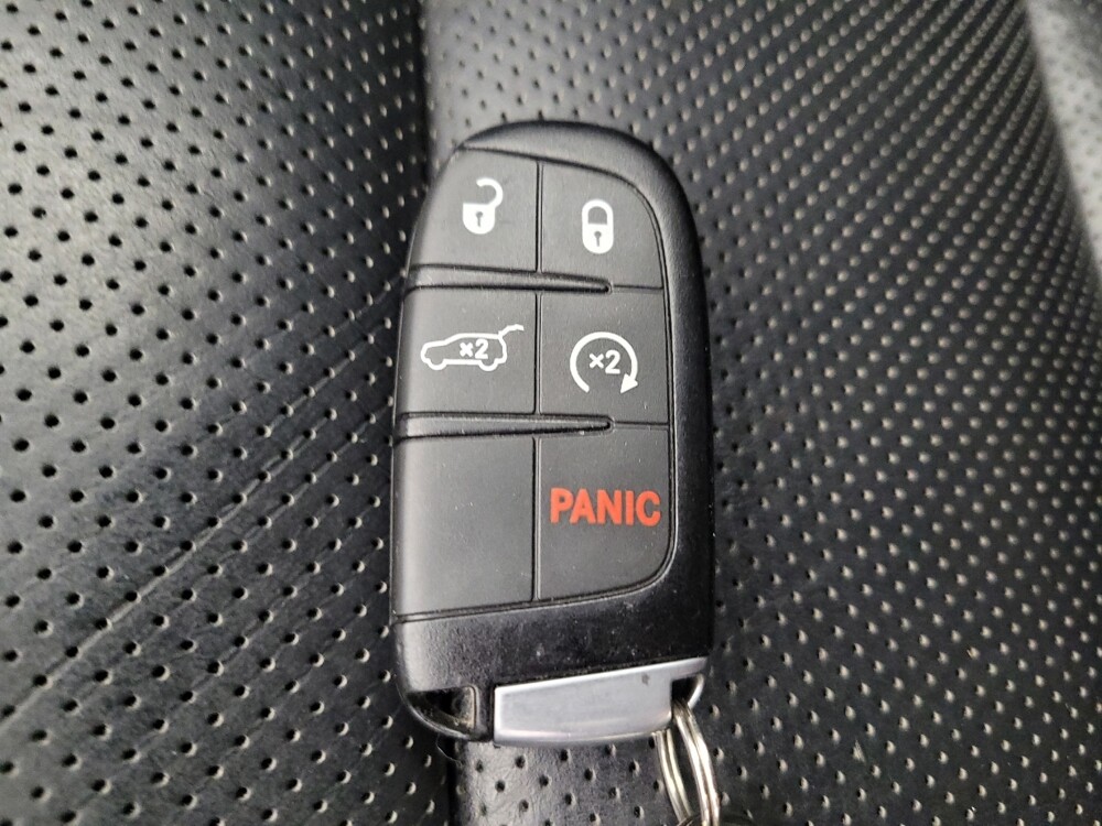 2019 Jeep Grand Cherokee in Louisville, KY 40258 - 18109236 32