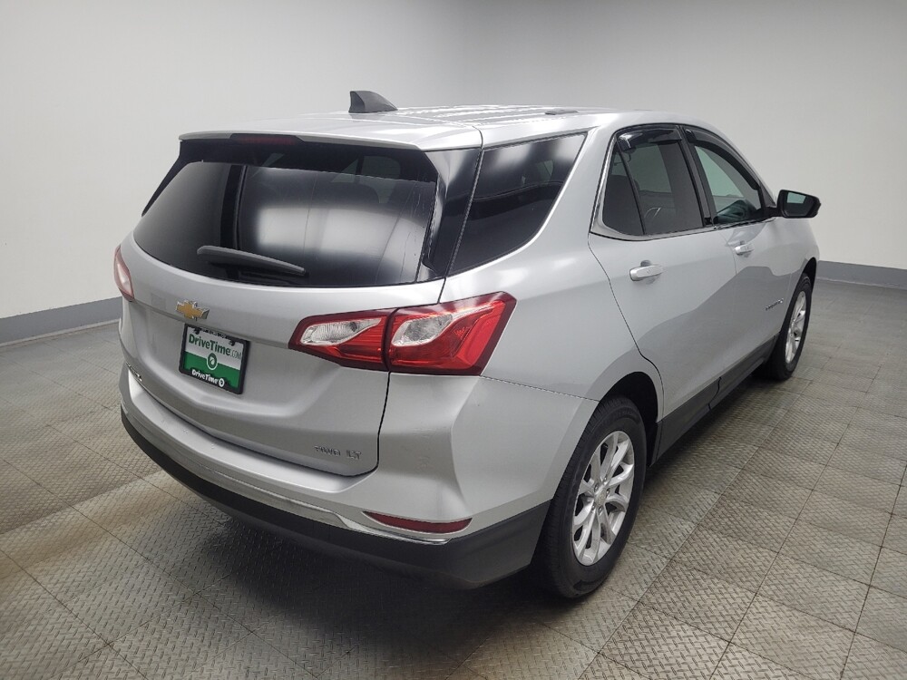 2018 Chevrolet Equinox in Indianapolis, IN 46222 - 18109244 9