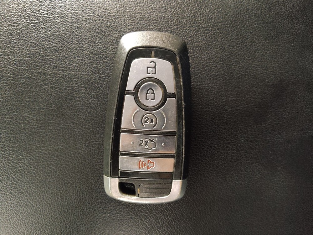 2019 Ford Edge in Marietta, GA 30062 - 18109250 32