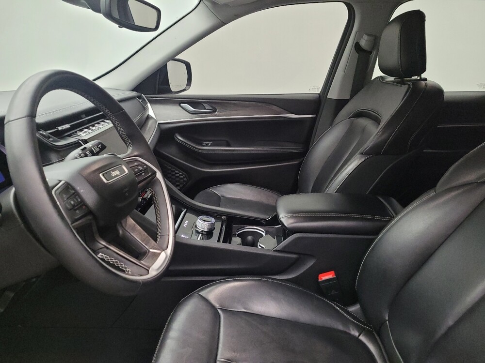 2023 Jeep Grand Cherokee in Louisville, KY 40258 - 18109262 17