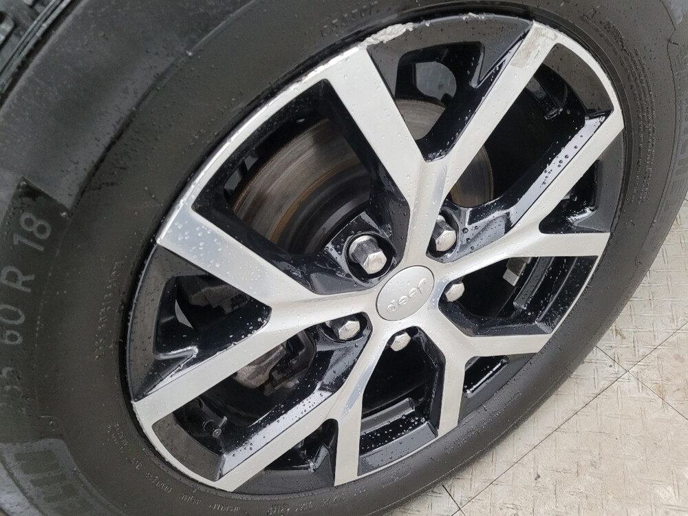 2023 Jeep Grand Cherokee in Louisville, KY 40258 - 18109262 31