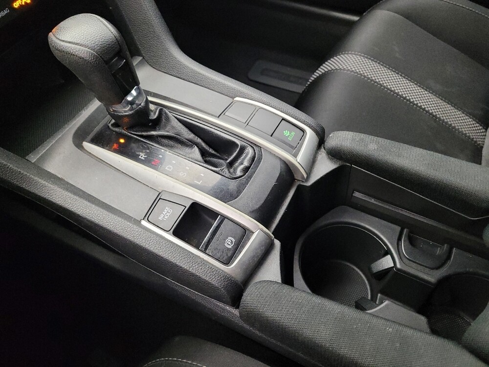 2020 Honda Civic in Cincinnati, OH 45255 - 18109264 26