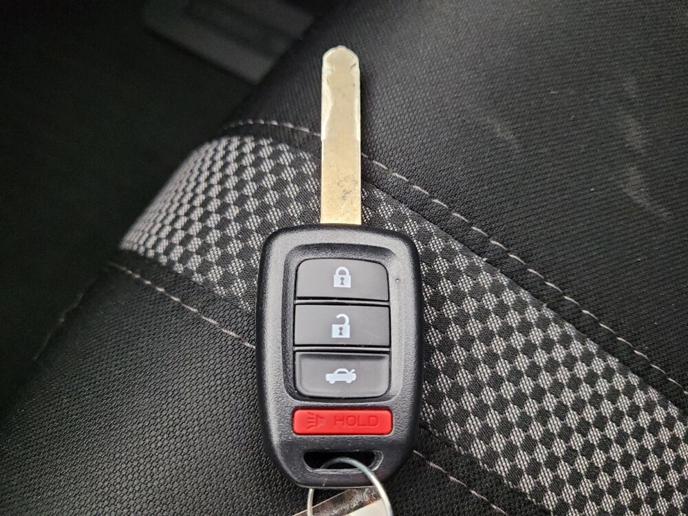 2020 Honda Civic in Cincinnati, OH 45255 - 18109264 32