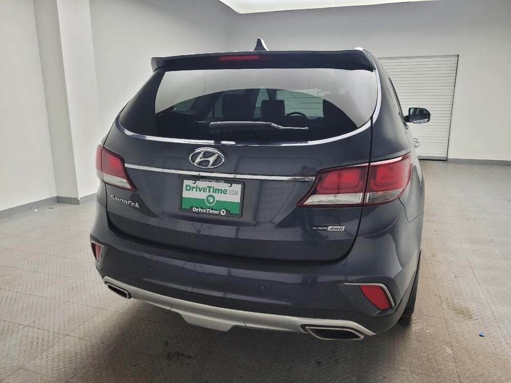 2018 Hyundai Santa Fe in Eastpointe, MI 48021 - 18109266 7