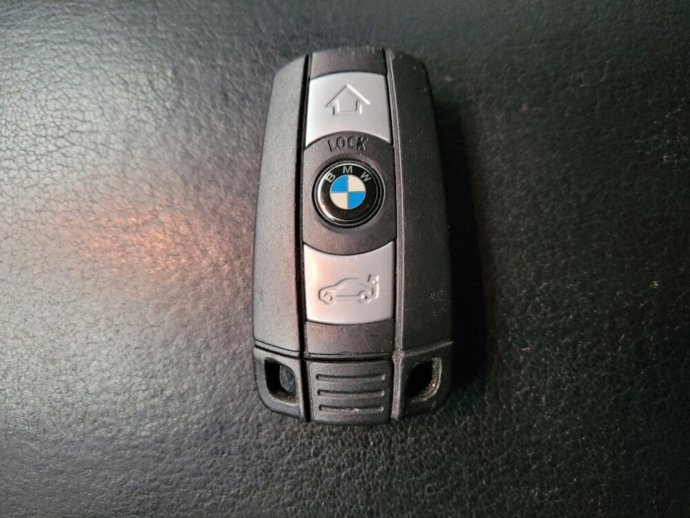 2016 BMW Z4 in Eastpointe, MI 48021 - 18109267 32