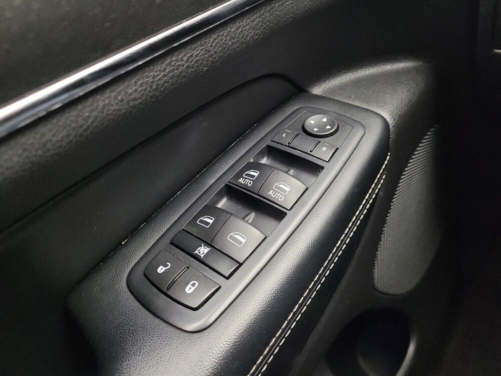 2016 Jeep Grand Cherokee in Eastpointe, MI 48021 - 18109268 23