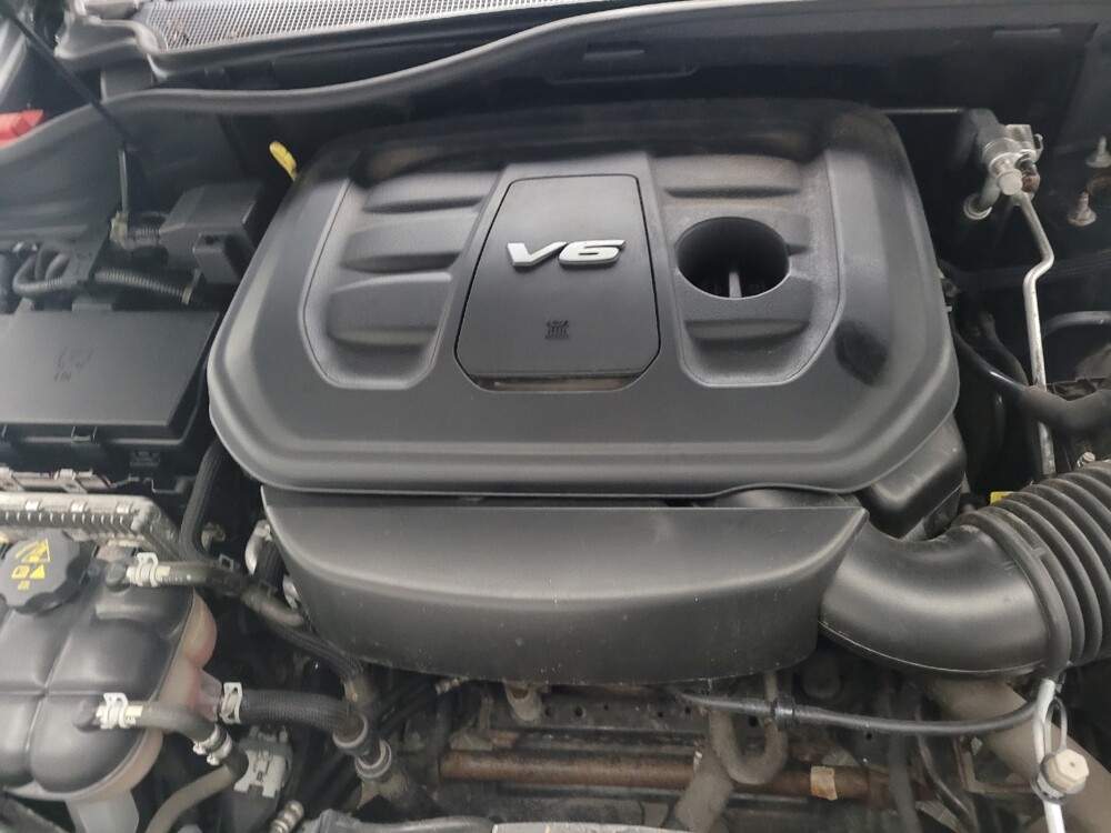 2016 Jeep Grand Cherokee in Eastpointe, MI 48021 - 18109268 30