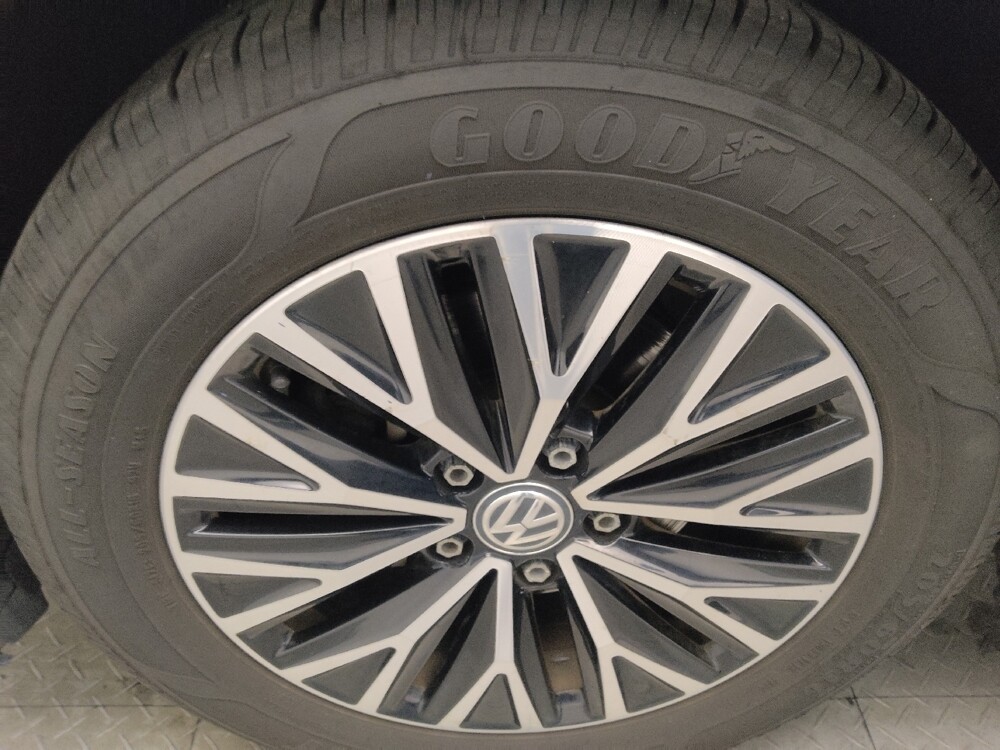 2019 Volkswagen Jetta in Macon, GA 31210 - 18109273 31