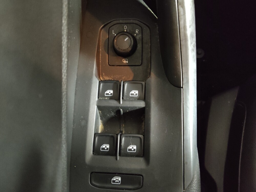 2019 Volkswagen Jetta in Macon, GA 31210 - 18109273 27