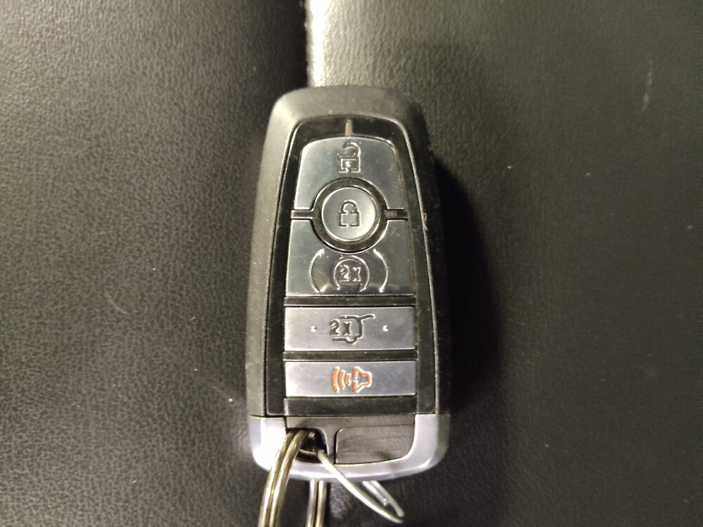 2021 Ford Explorer in Lakeland, FL 33815 - 18109276 32