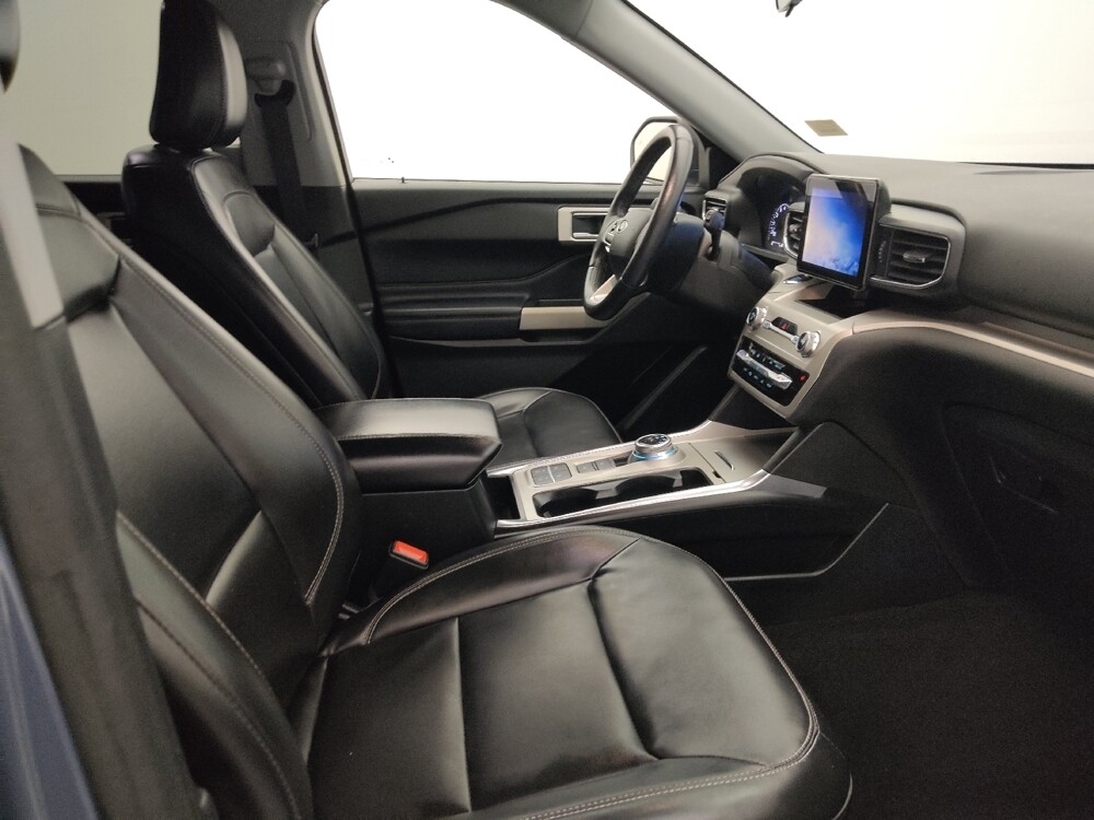 2021 Ford Explorer in Lakeland, FL 33815 - 18109276 21