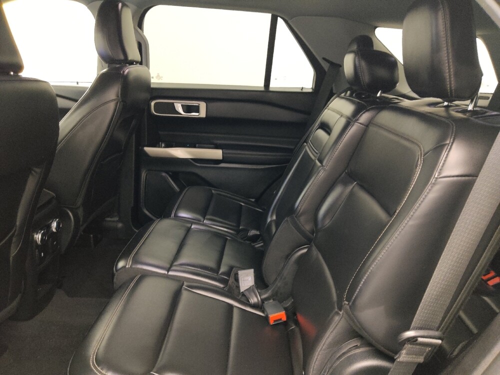 2021 Ford Explorer in Lakeland, FL 33815 - 18109276 18