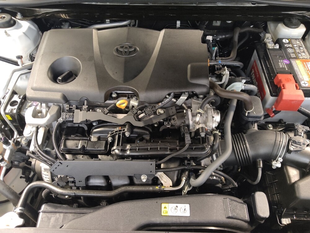 2021 Toyota Camry in Metairie, LA 70006 - 18109285 30