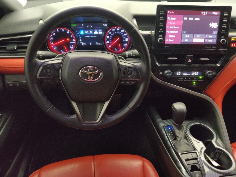 2021 Toyota Camry in Metairie, LA 70006 - 18109285 22