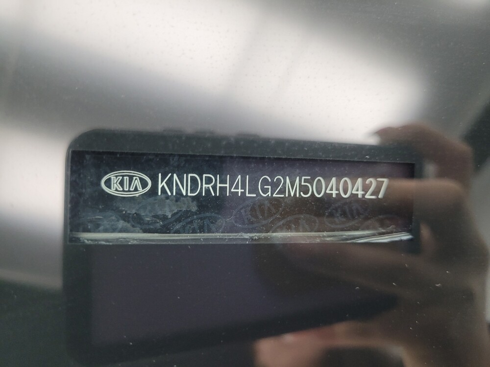 2021 Kia Sorento in Indianapolis, IN 46222 - 18109290 33