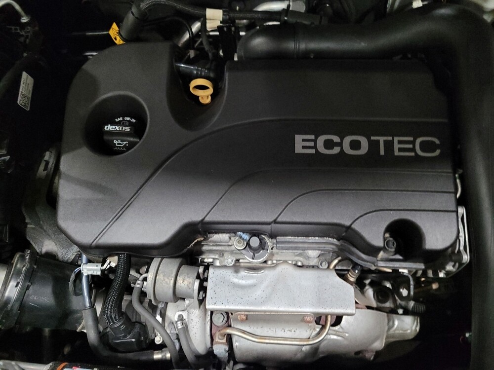 2018 Chevrolet Equinox in Owings Mills, MD 21117 - 18109293 30