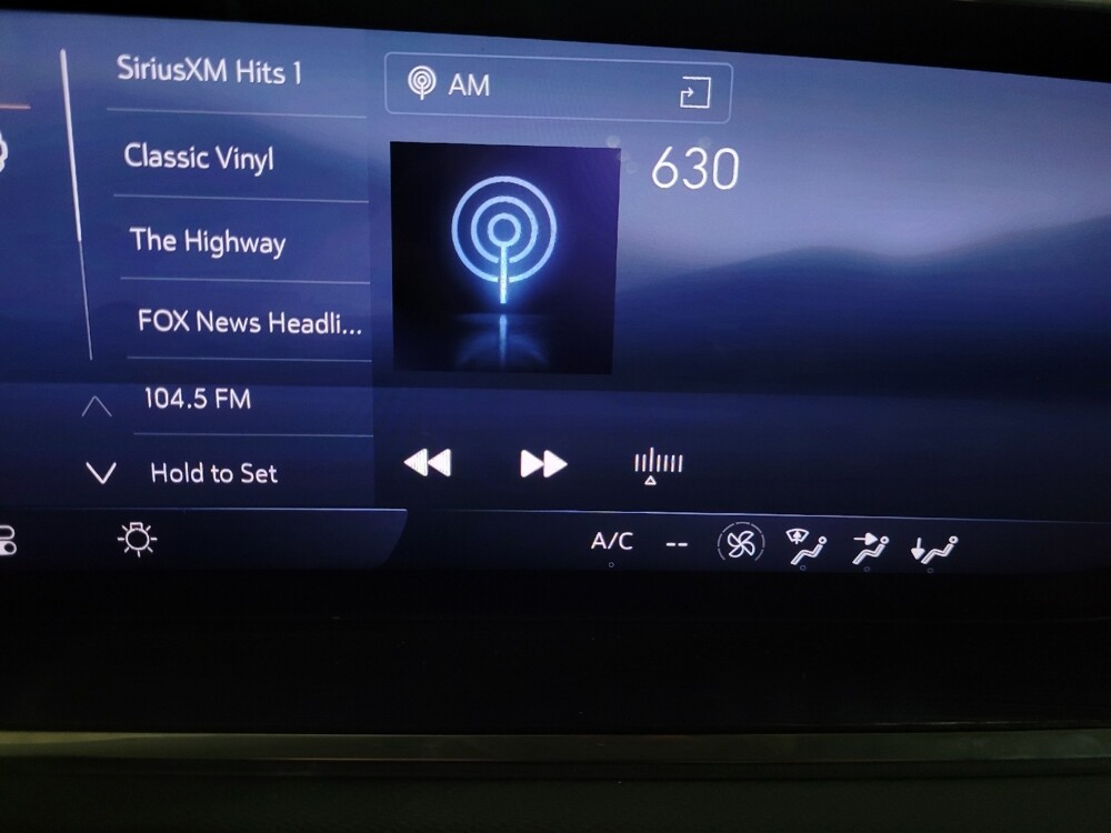 2024 Buick Envision in New Castle, DE 19720 - 18109295 25