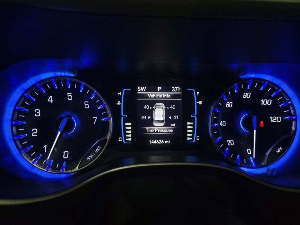 2017 Chrysler Pacifica in New Castle, DE 19720 - 18109296 23