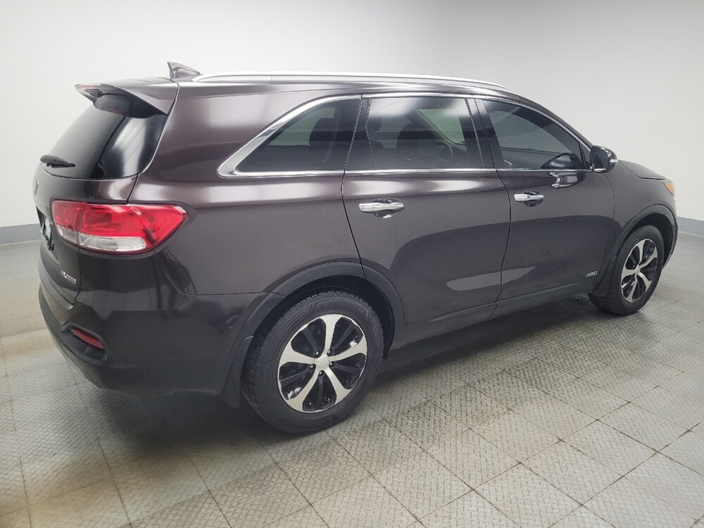 2018 Kia Sorento in Indianapolis, IN 46219 - 18109313 10