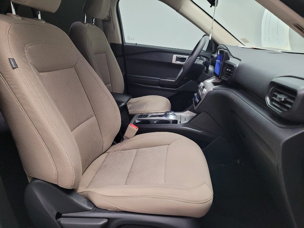 2021 Ford Explorer in Downey, CA 90241 - 18109316 21