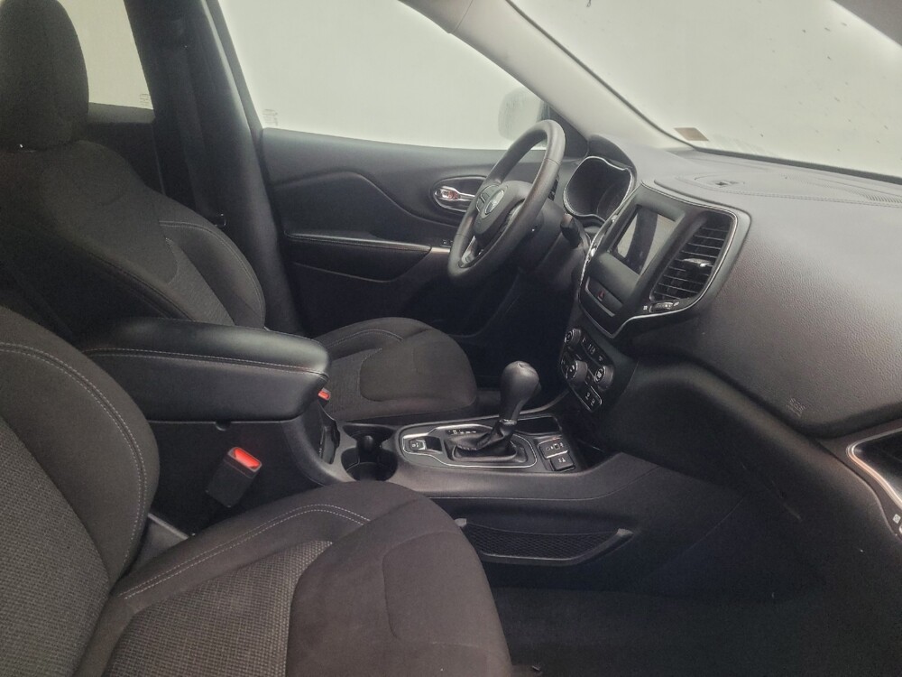 2019 Jeep Cherokee in Memphis, TN 38128 - 18109317 21