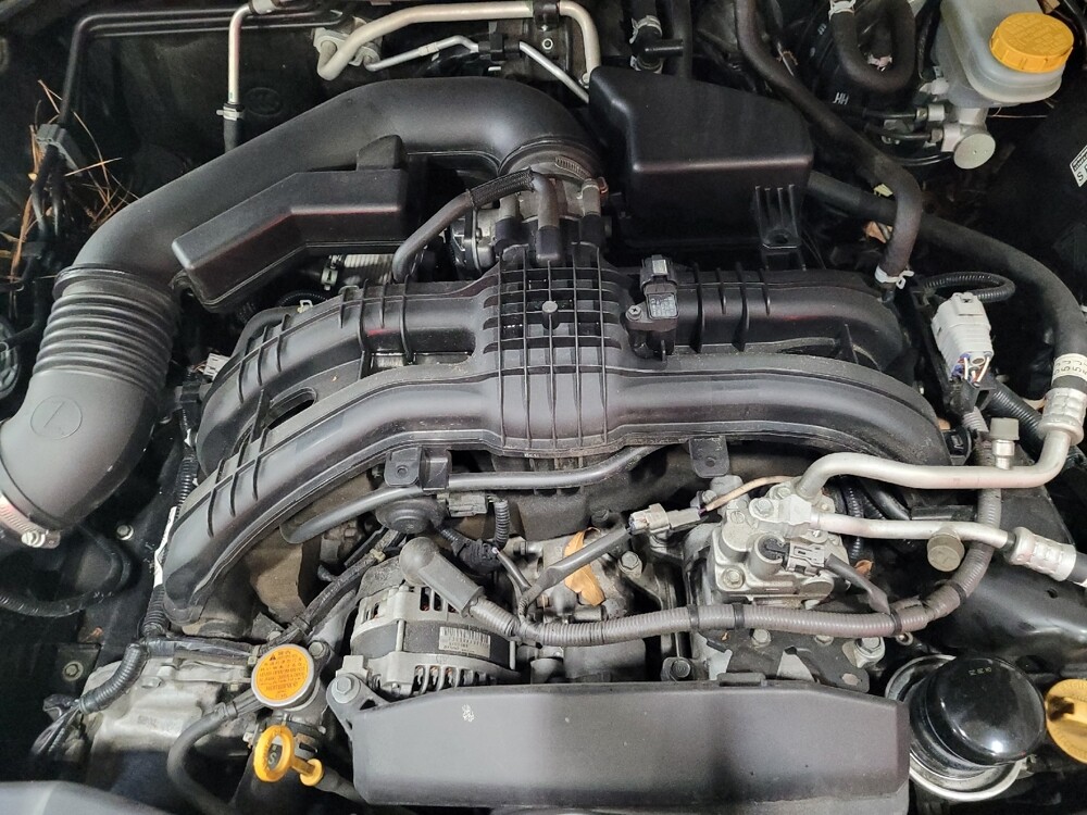 2018 Subaru Crosstrek in Henrico, VA 23223 - 18109328 30