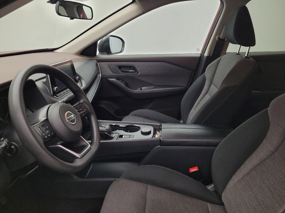 2021 Nissan Rogue in Cincinnati, OH 45255 - 18109330 17