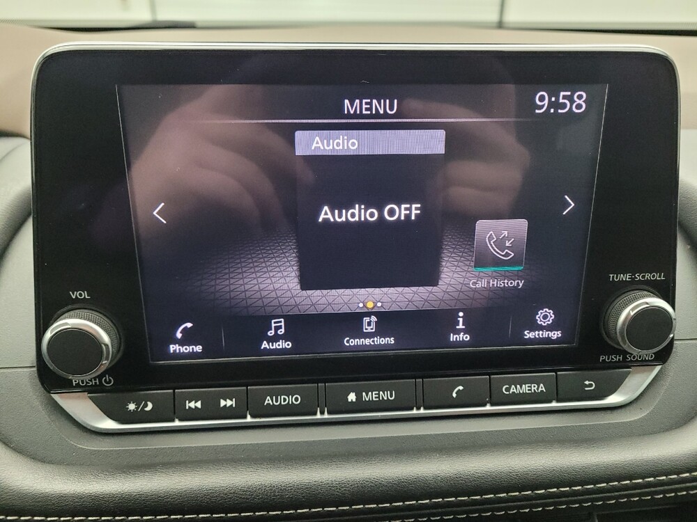 2021 Nissan Rogue in Cincinnati, OH 45255 - 18109330 25