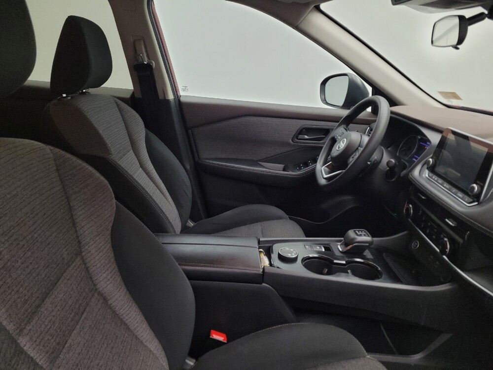 2021 Nissan Rogue in Cincinnati, OH 45255 - 18109330 21