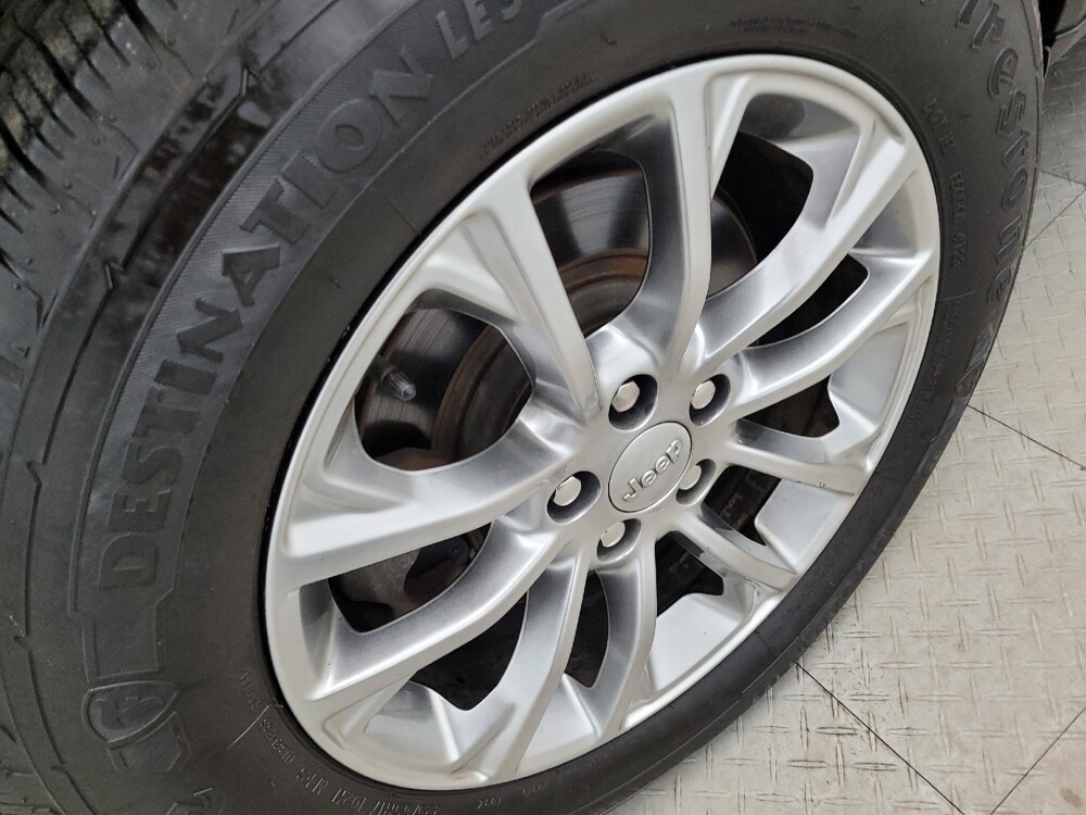 2019 Jeep Cherokee in Cincinnati, OH 45255 - 18109331 31