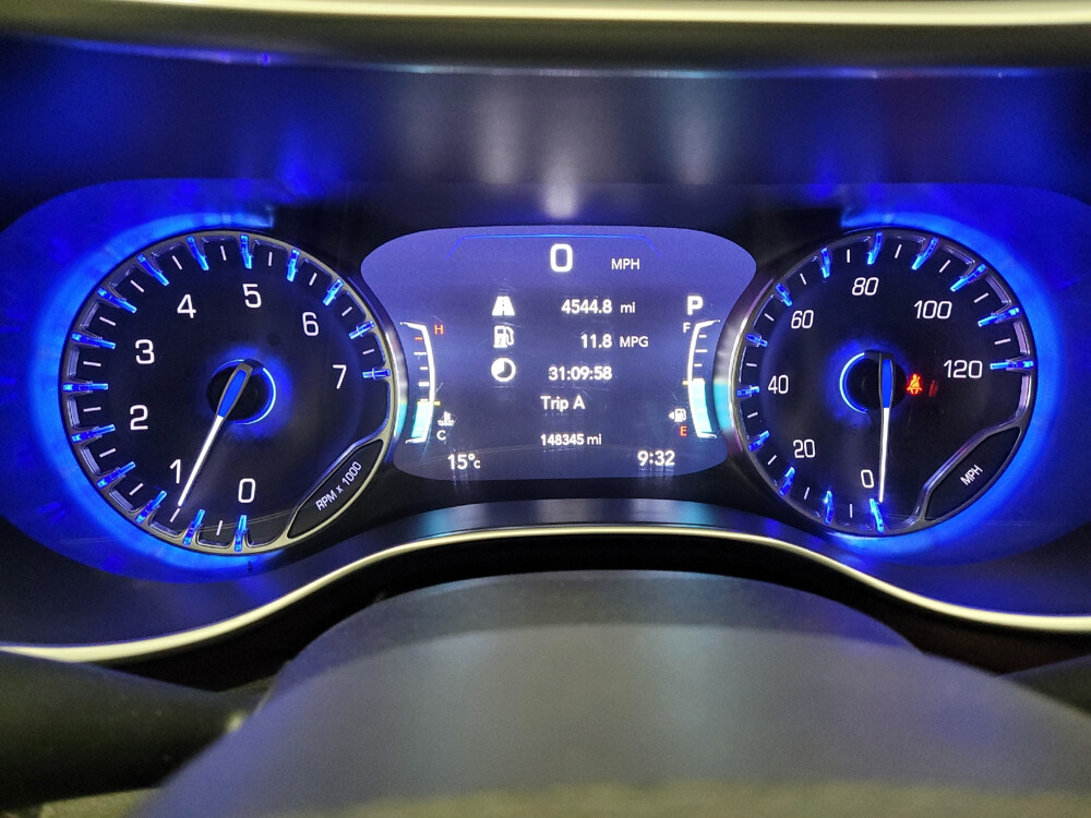 2017 Chrysler Pacifica in Fresno, CA 93726 - 18109333 23