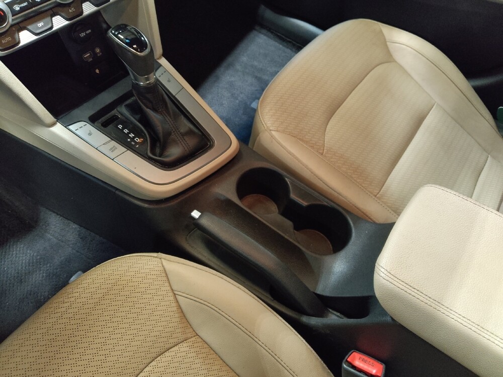 2020 Hyundai Elantra in Salem, VA 24153 - 18109338 26