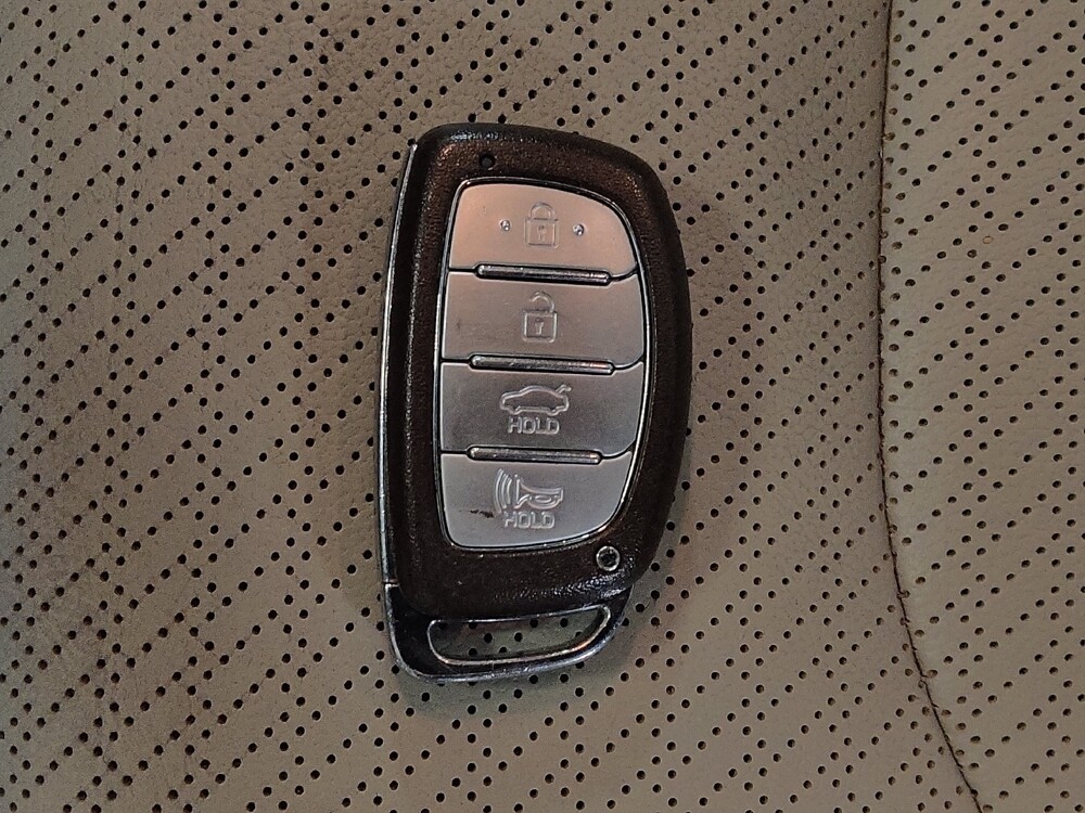 2020 Hyundai Elantra in Salem, VA 24153 - 18109338 32