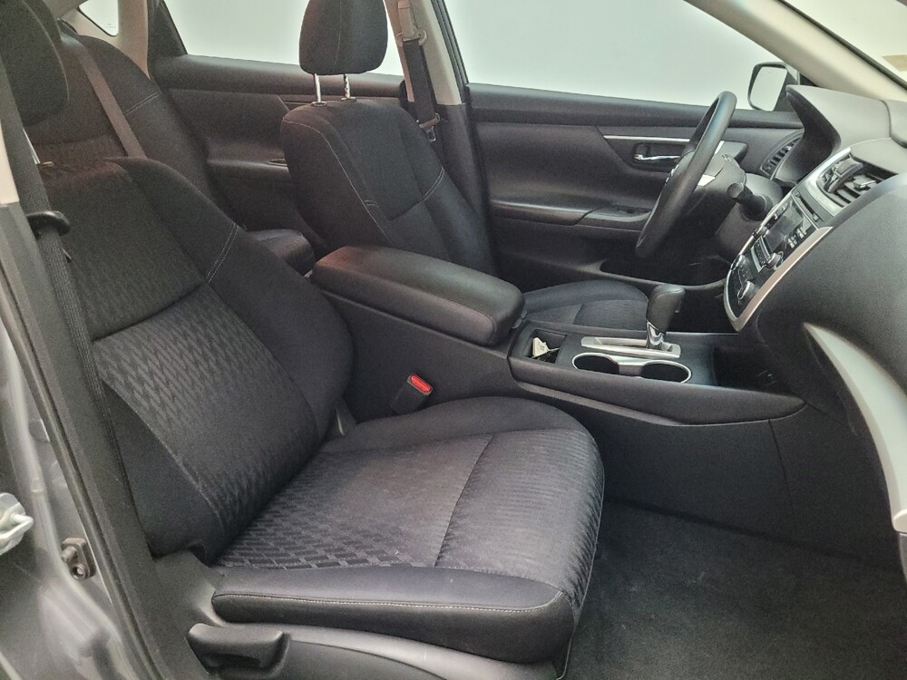 2018 Nissan Altima in Riverside, CA 92504 - 18109340 21