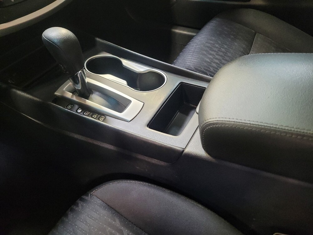 2018 Nissan Altima in Riverside, CA 92504 - 18109340 26