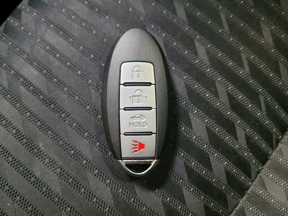 2018 Nissan Altima in Riverside, CA 92504 - 18109340 32