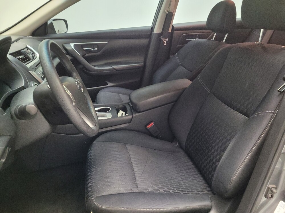 2018 Nissan Altima in Riverside, CA 92504 - 18109340 17