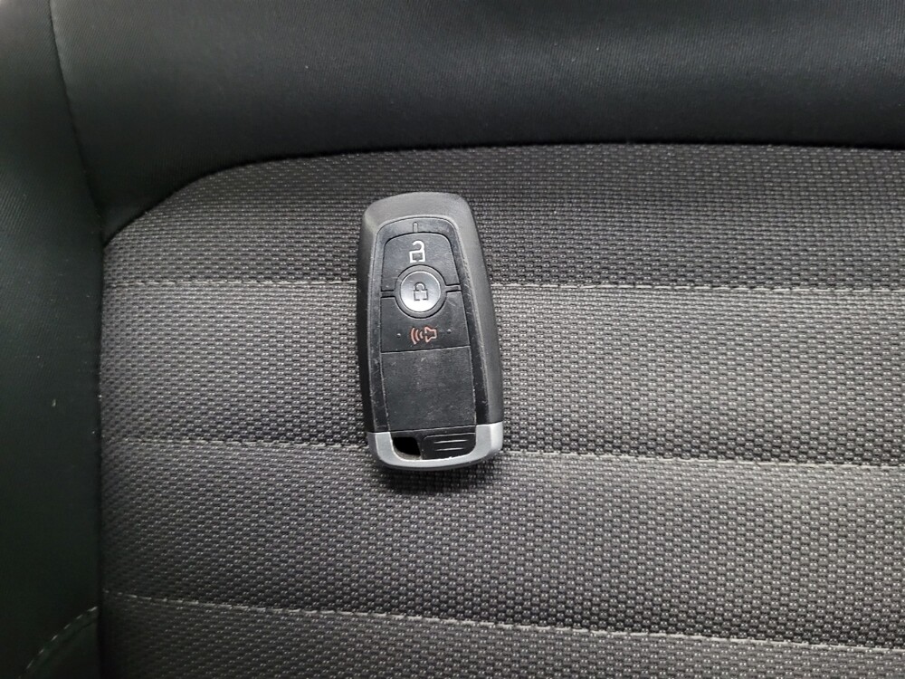 2020 Ford Edge in Las Vegas, NV 89104 - 18109347 32