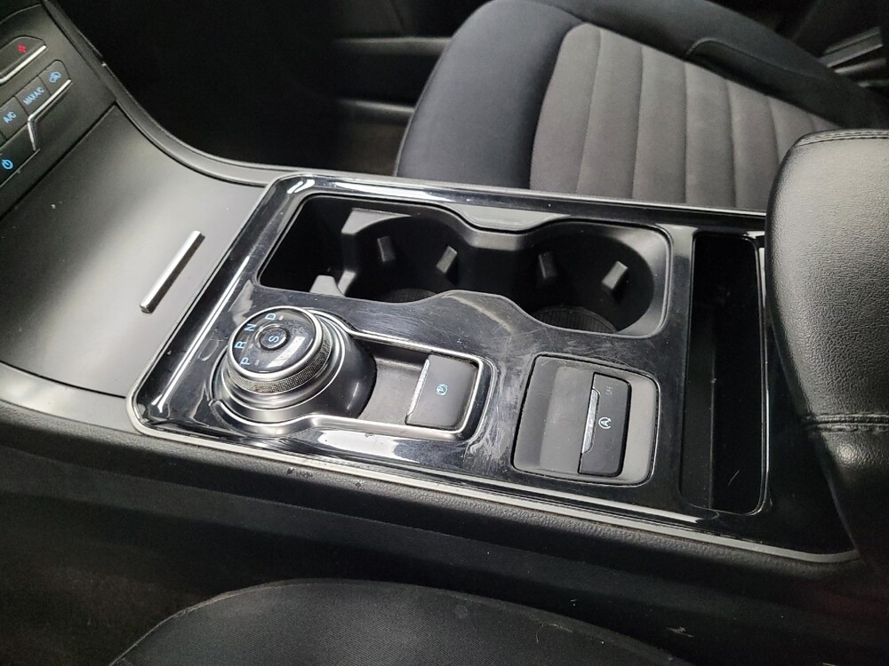 2020 Ford Edge in Las Vegas, NV 89104 - 18109347 26