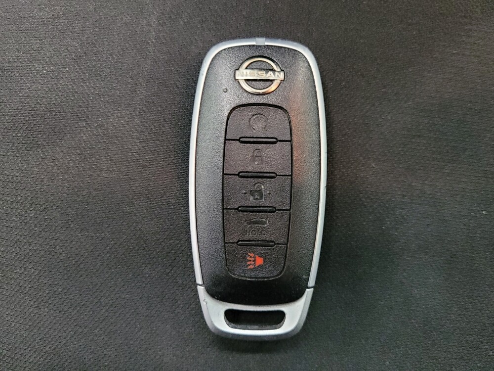 2025 Nissan Sentra in Las Vegas, NV 89104 - 18109348 32