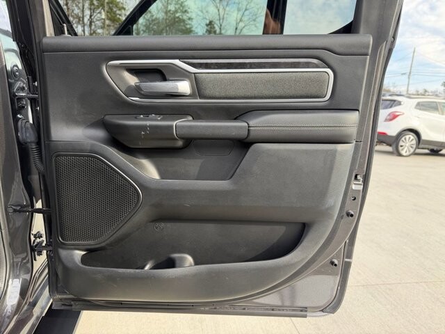 2020 RAM 1500 in Knoxville, TN 37920 - 18109353 9