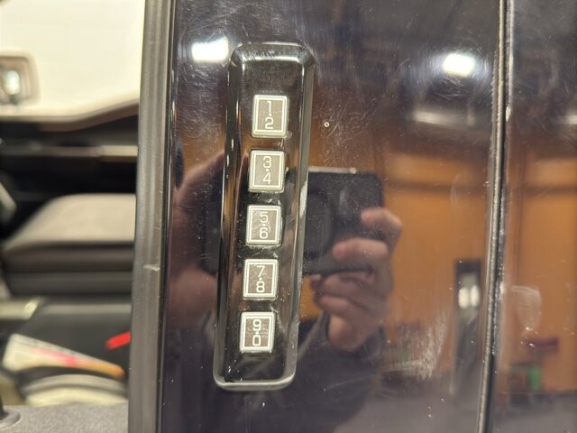 2023 Ford F150 in Burlington, WI 53105 - 18109361 12