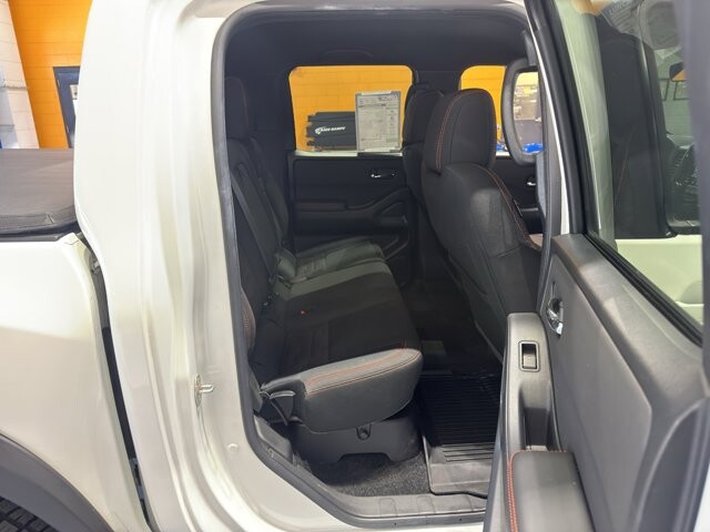 2022 Nissan Frontier in Burlington, WI 53105 - 18109363 19